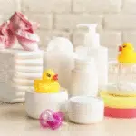 Perhatikan 3 Hal Ini Sebelum Anda Pakai Produk Perawatan Bayi