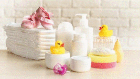 Perhatikan 3 Hal Ini Sebelum Anda Pakai Produk Perawatan Bayi