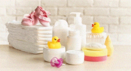 Perhatikan 3 Hal Ini Sebelum Anda Pakai Produk Perawatan Bayi