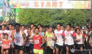 Pertama Kali di Pamekasan, Lomba Lari 13 Km Internasional