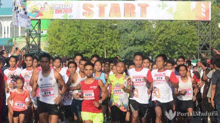 Pertama Kali di Pamekasan, Lomba Lari 13 Km Internasional