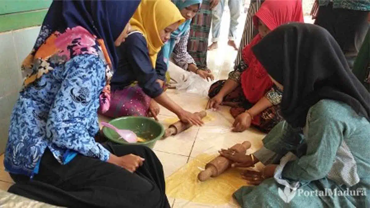 Kader PKK dan Posyandu Desa Duko Tambin Gelar Pelatihan Pengolahan Kripik Jagung