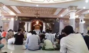 Pria, Ini Hukum Tidur Ketika Khotbah Jumat