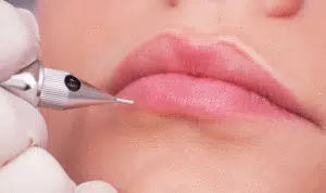 Sebelum Lakukan Sulam Bibir, Cek Dulu Faktanya di Sini