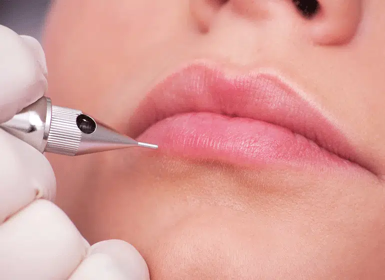 Sebelum Lakukan Sulam Bibir, Cek Dulu Faktanya di Sini