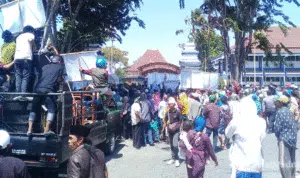 Tahapan Pilkades Tetap Jalan, Pemkab Sampang Tolak Tuntutan Massa Cakades Gugur