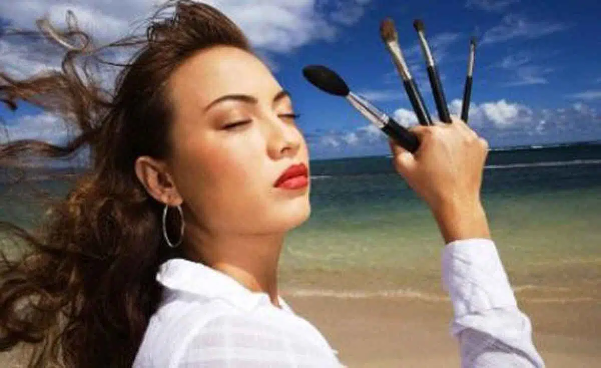 Wajah Anda Mudah Berkeringat Lakukan 5 Cara Ini Agar Makeup Awet