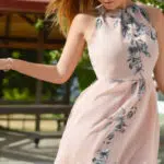 Rawat Fashion Items Berbahan Sequin dengan 4 Cara Ini
