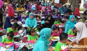1.286 Anak ‘Mewarnai Negeri’ di Taman Paseban Bangkalan