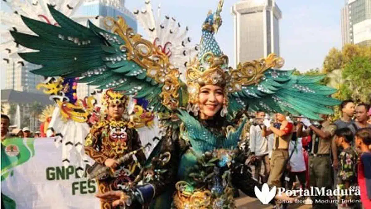 Kenakan Kostum Daur Ulang, GNPDAS Pertikawan Festival: 2000 Pramuka Ikuti Car Free Day