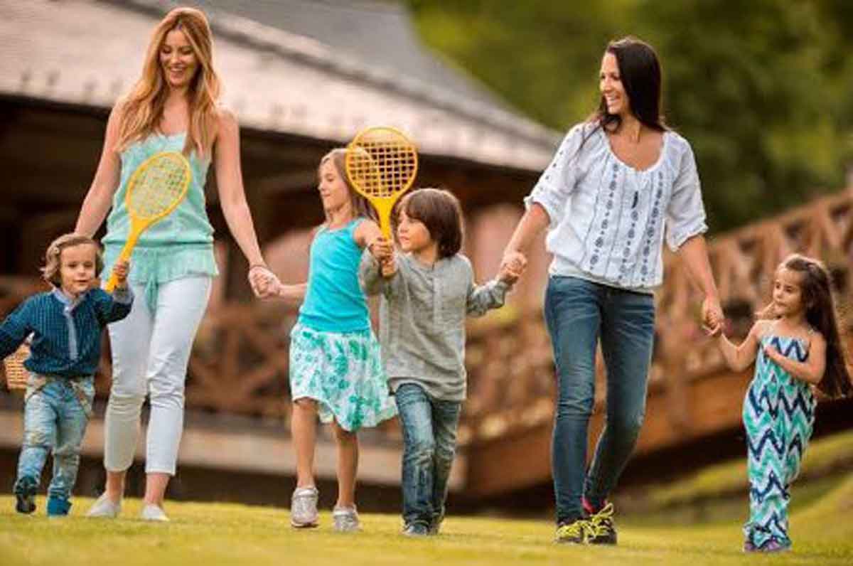 4 Cara Bantu Si Kecil Punya Hubungan Pertemanan