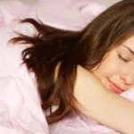 Ingin Rambut Tetap Cantik saat Bangun Tidur? Cek Disini