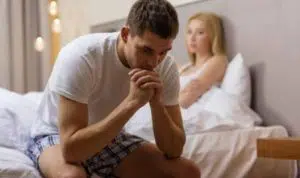 7 Kelainan Seksual yang Bisa Terjadi pada Pria dan Wanita