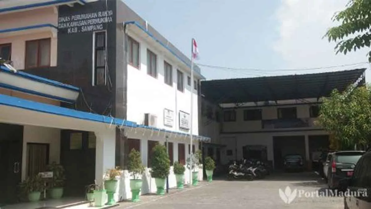 Bantuan Program RTLH di Sampang Buram