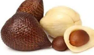 Sering Konsumsi Buah Salak? Ini 7 Manfaat Sehatnya