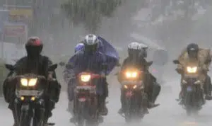 Cara Jitu Atasi Rantai Motor Bising Saat Musim Hujan