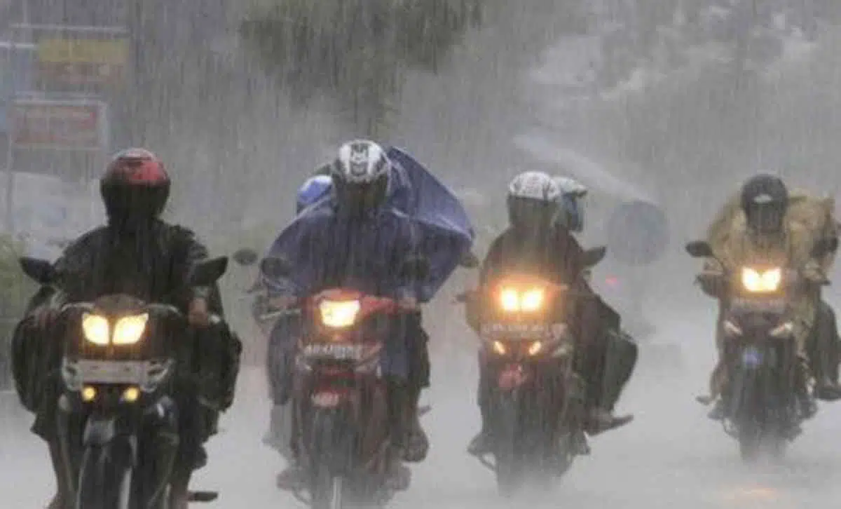 Cara Jitu Atasi Rantai Motor Bising Saat Musim Hujan