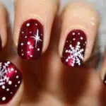 Tampil Beda di Momen Tahun Baru 2020 dengan 5 Desain Nail Art
