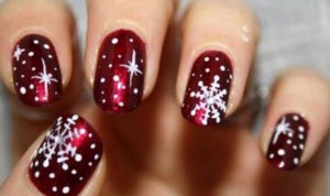 Tampil Beda di Momen Tahun Baru 2020 dengan 5 Desain Nail Art
