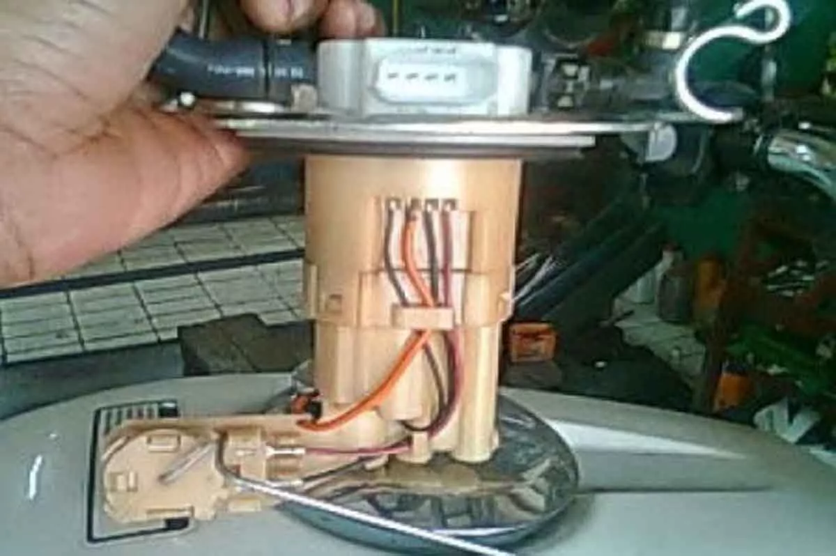 Gejala-gejala Fuel Pump pada Mobil Alami Masalah