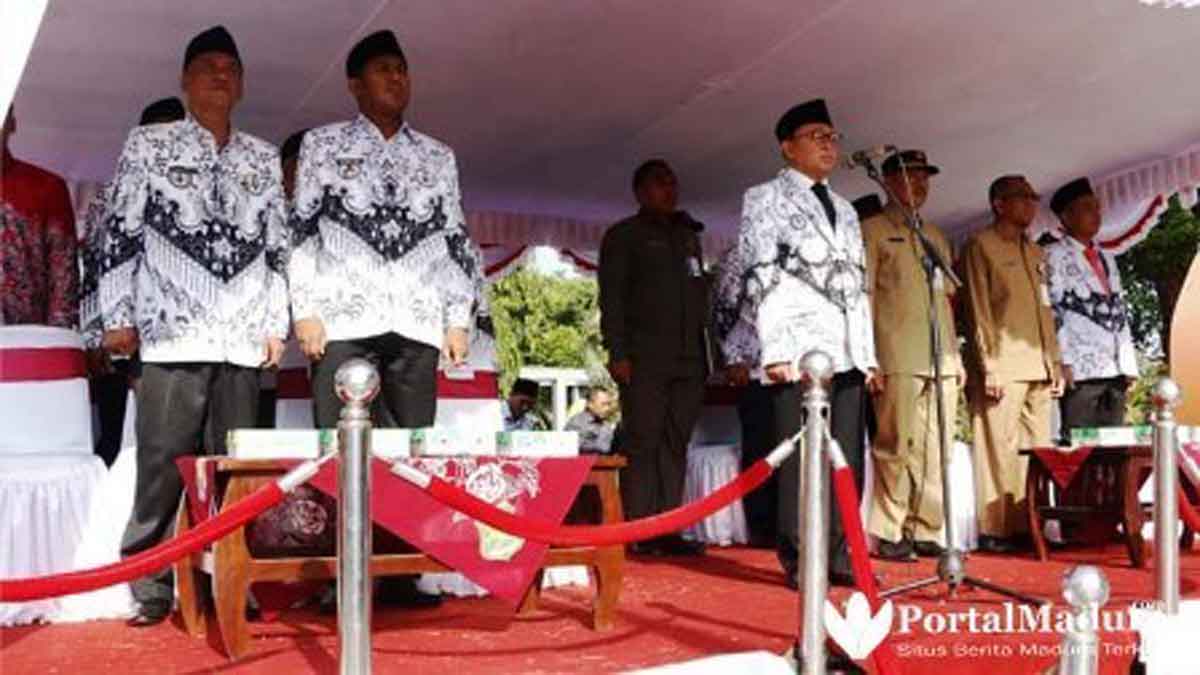 Puncak HGN, Bupati Sumenep: Tugas Guru Berat dan Sulit
