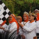 Ibu Negara Bersama Masyarakat Jalan Santai di GBK