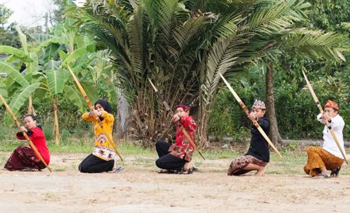 Mengenal Jemparingan, Panahan Tradisional Yang Digemari Di Bangkalan (Part 1) - Portalmadura.com Mengenal Jemparingan, Panahan Tradisional yang Digemari di Bangkalan (Part 1)