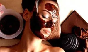 Kulit Cerah dengan Masker Cokelat Hitam, Yuk Intip Cara Membuatnya