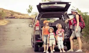 Siap Liburan Akhir Tahun Pakai Mobil? Perhatikan 6 Hal Ini
