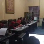 Minta Naikkan Gaji, Ratusan Perawat Datangi Kantor DPRD Sumenep