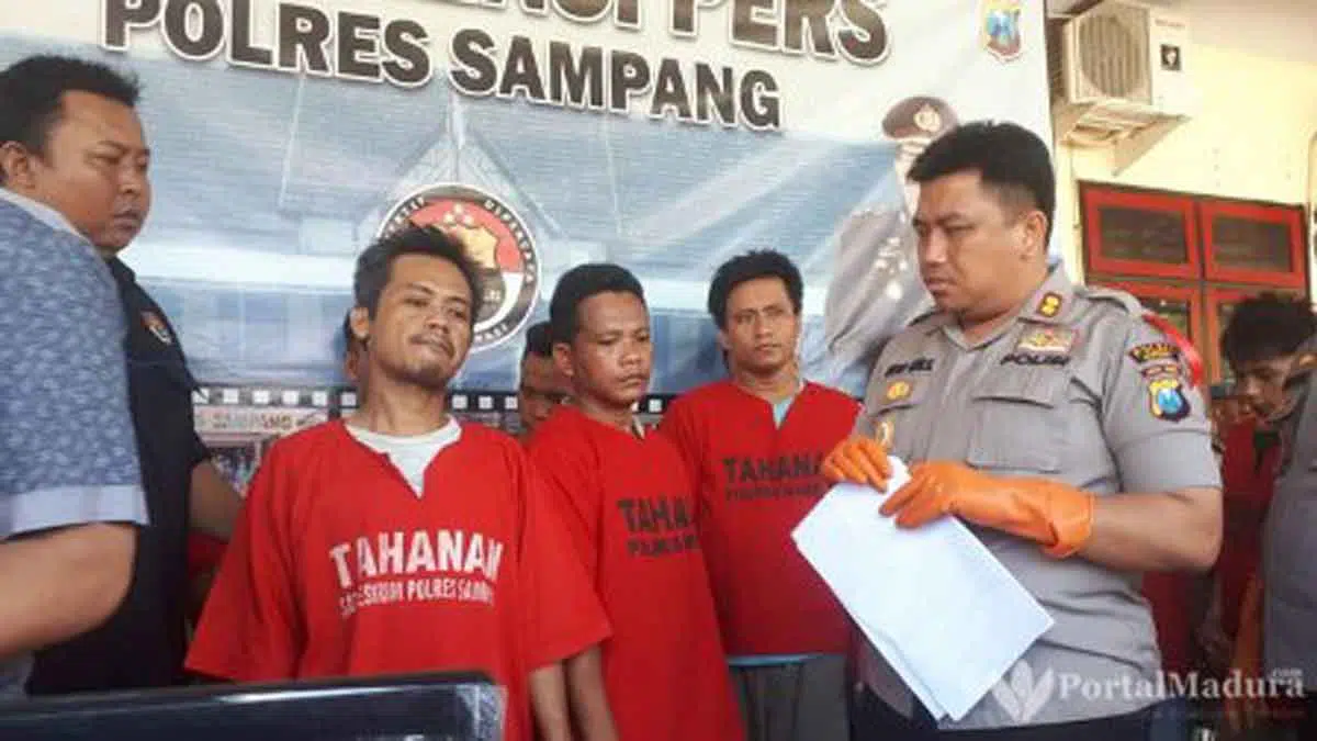 Simpan Sabu di Kantong Baju, Oknum ASN Sampang Diringkus Polisi