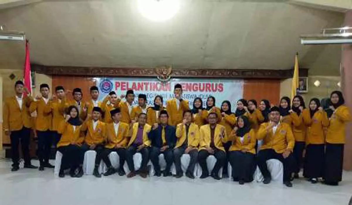 Rektor Unija Dorong Dlm Dan Bem Ukir Prestasi Dunia - Portalmadura.com Rektor Unija Dorong DLM dan BEM Ukir Prestasi Dunia