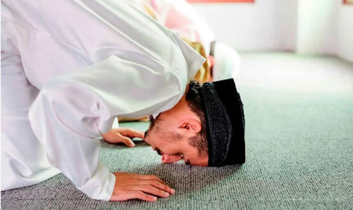 Perbanyak Doa Saat Sujud Seperti yang Dianjurkan Rasulullah