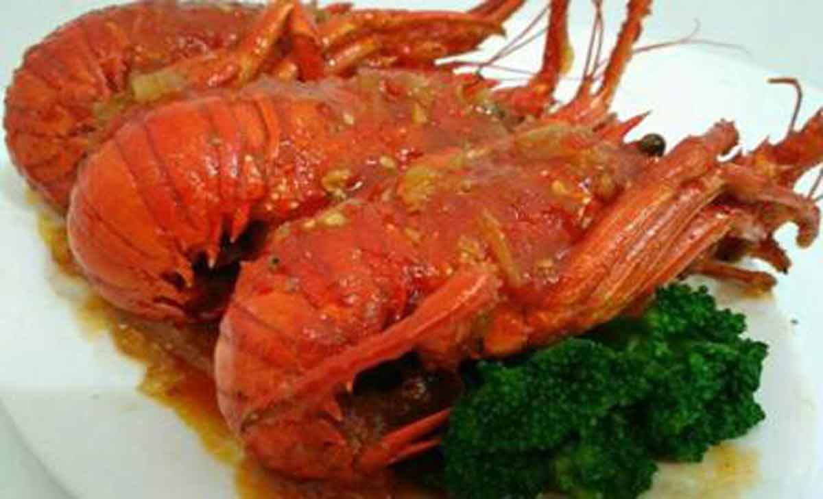 Resep Lobster Saus Padang Super Empuk dan Gurih