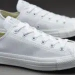 5 Cara Tepat Cuci Sneakers