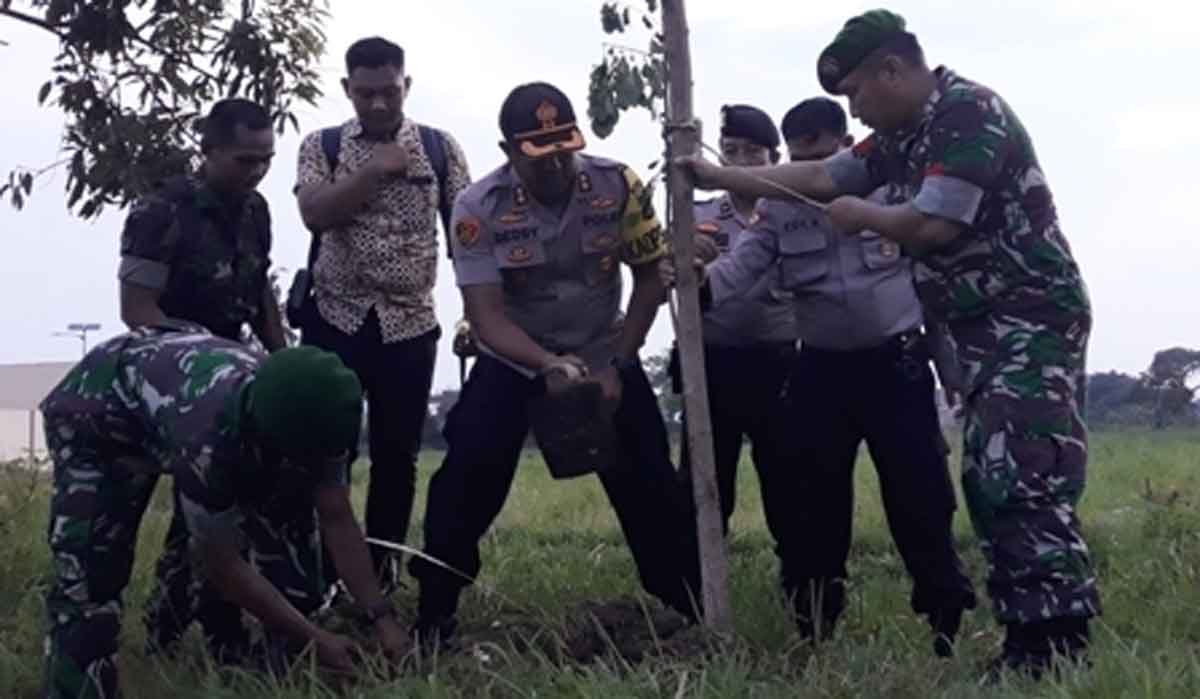 Polisi dan TNI di Sumenep akan Tanam Ribuan Pohon