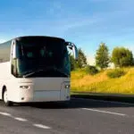 6 Cara Aman dan Nyaman Gunakan Bus Saat Traveling Libur Akhir Tahun