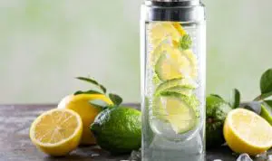 5 Air Detox yang Baik untuk Kesehatan Anda