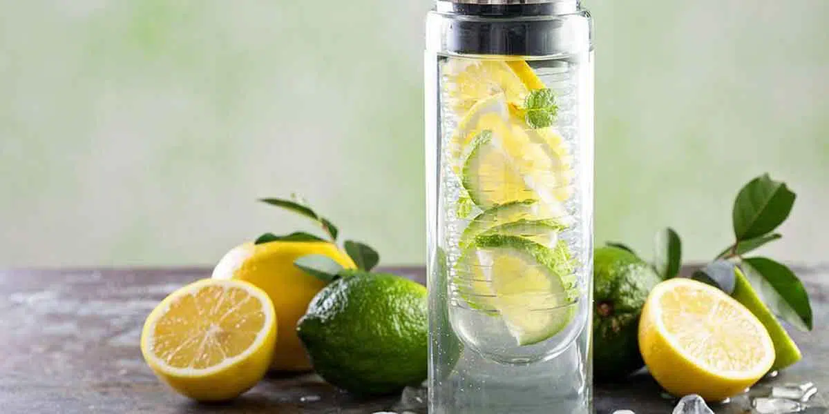 5 Air Detox yang Baik untuk Kesehatan Anda