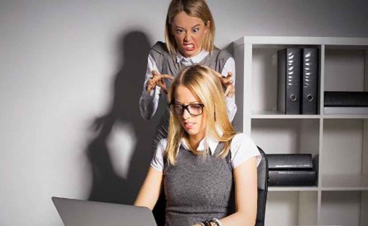 3 Cara Menghadapi 'Toxic People' di Kantor