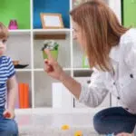 4 Efek Negatif Orang Tua Terlalu Mengatur Bagi Psikologis Si Kecil
