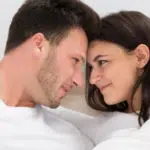5 Cara Mudah Bikin Pasangan Lebih Lama di Ranjang