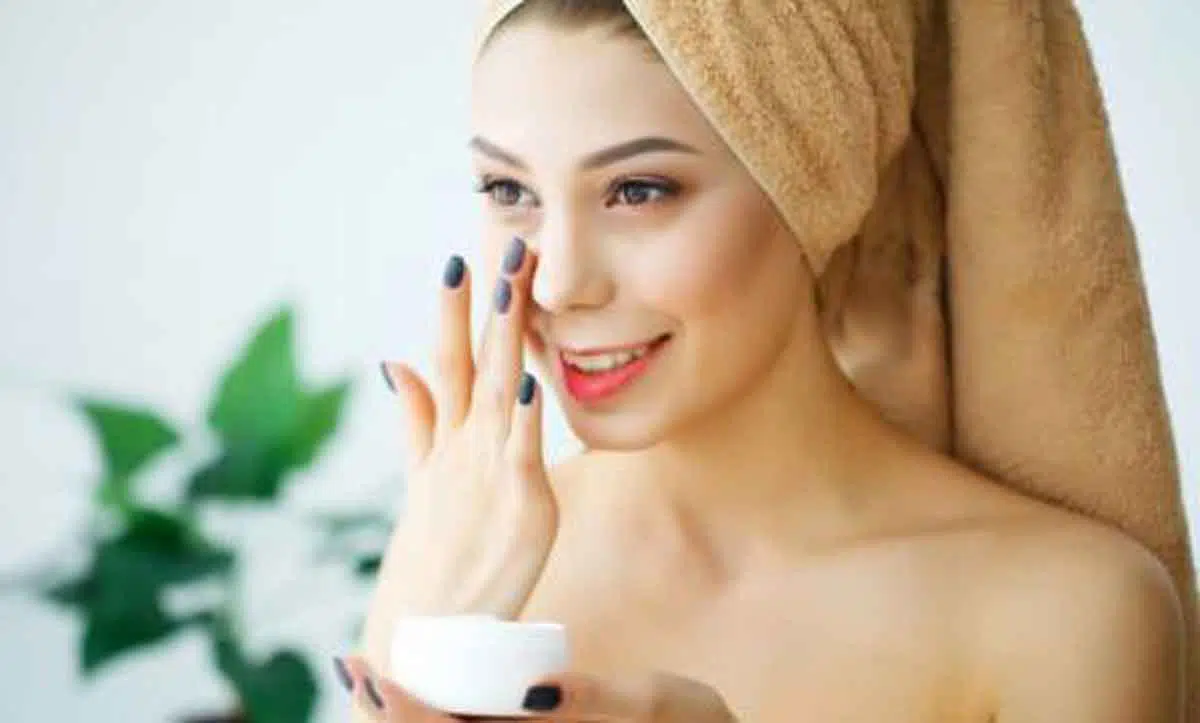 5 Fakta Tentang Retinol Menurut Dokter Kulit