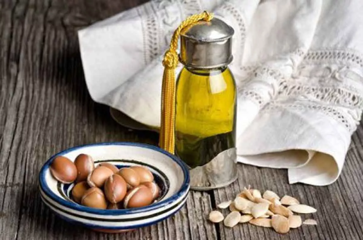5 Manfaat Minyak Argan Bagi Rambut