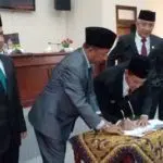 Rapat Paripurna, DPRD Sampang Terima Lima Raperda Usulan