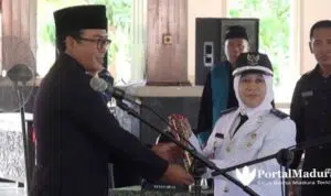 Lantik Kades PAW, Bupati Pamekasan Ingatkan Peningkatan Ekonomi Desa