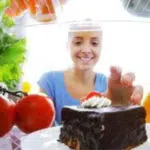 Cara yang Benar Simpan Kue Tar di dalam Kulkas Agar Tetap Lezat