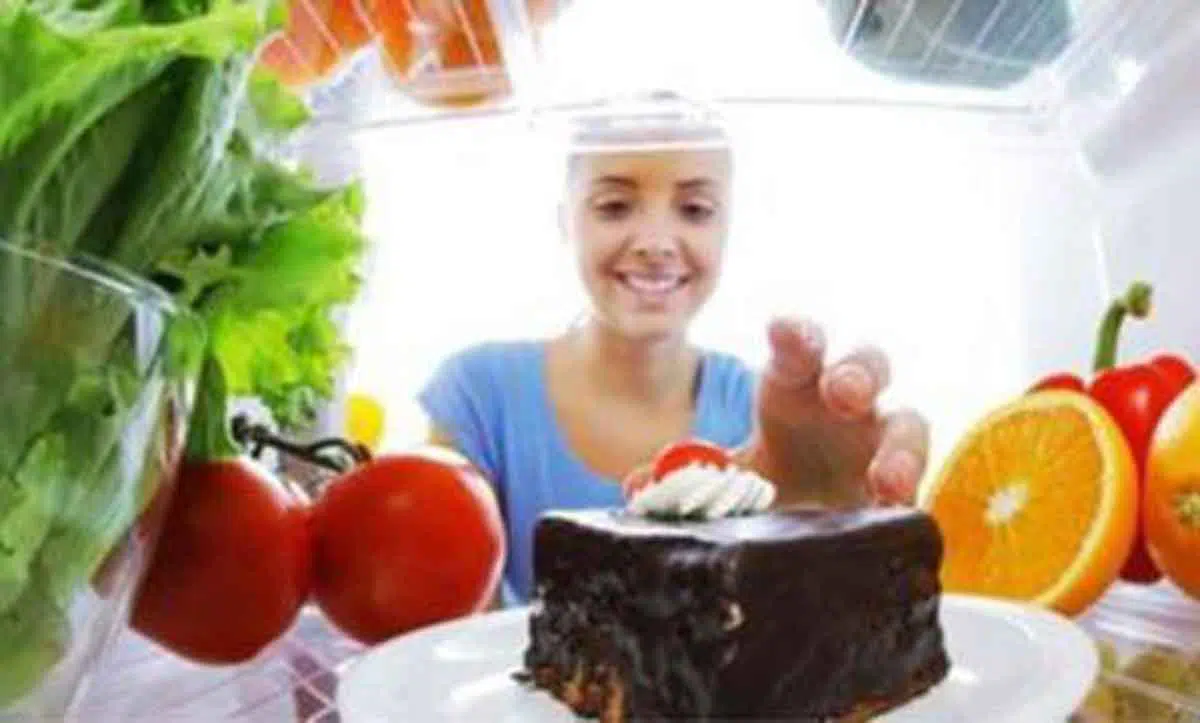 Cara yang Benar Simpan Kue Tart di dalam Kulkas Agar Tetap Lezat