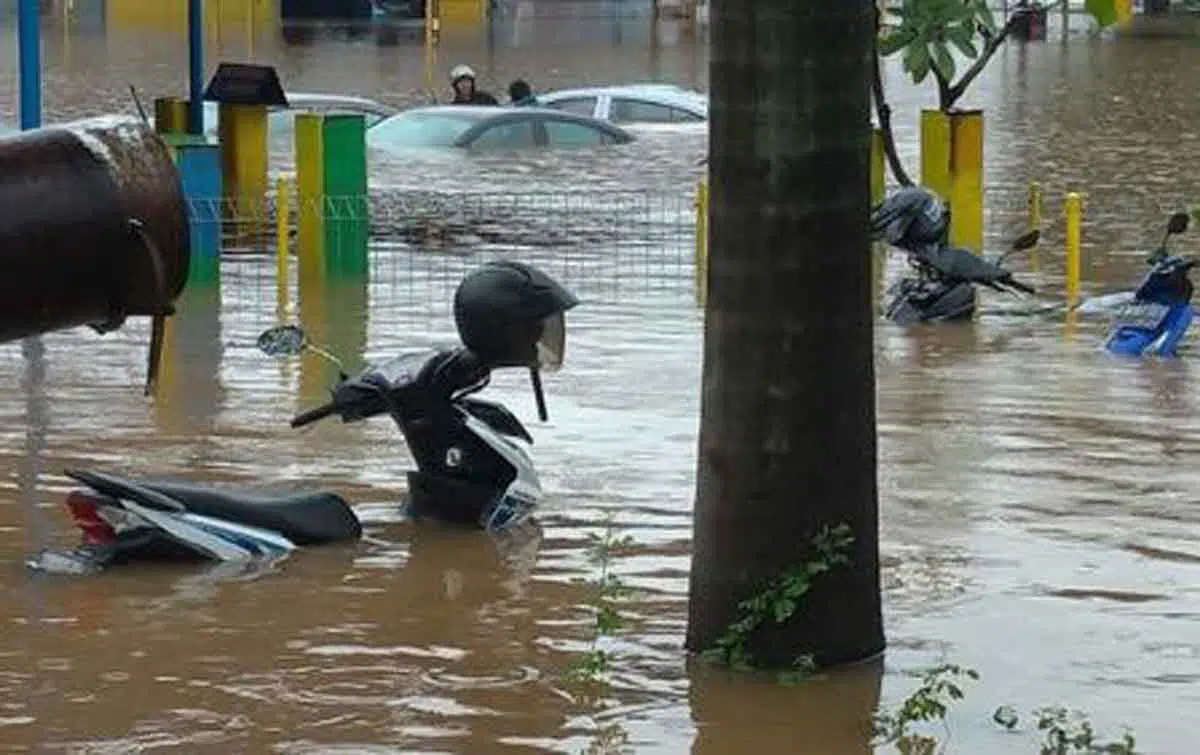 Cek 4 Komponen Ini Setelah Motor Terendam Banjir