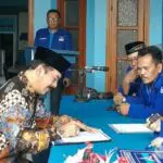 Gus Acing Serahkan Formulir Bacabup ke Partai Demokrat Sumenep